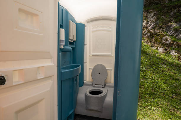 Professional Portable Potty Rental in Shorewood Hills, WI